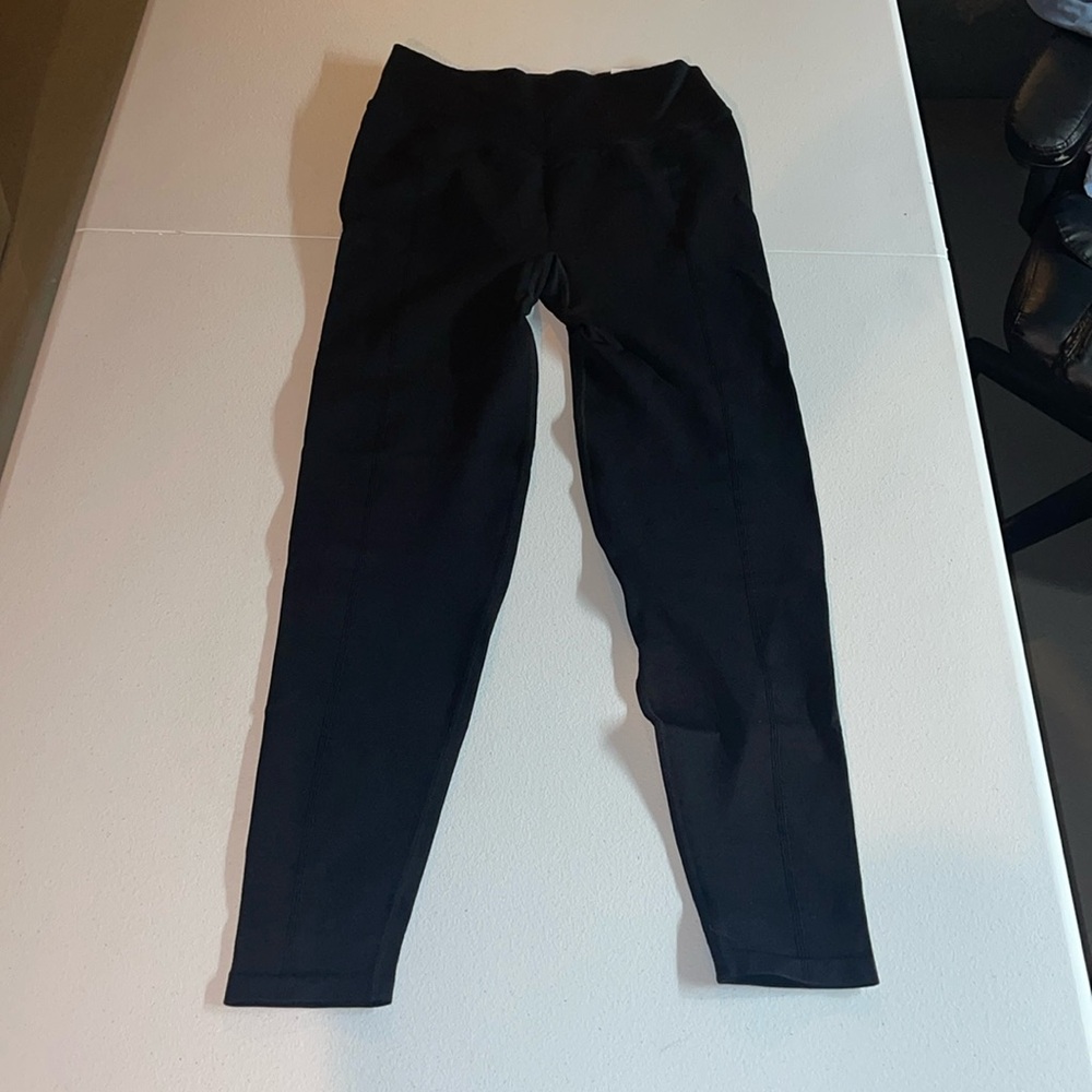 Victoria’s Secret pink, soft, seamless contour leggings
